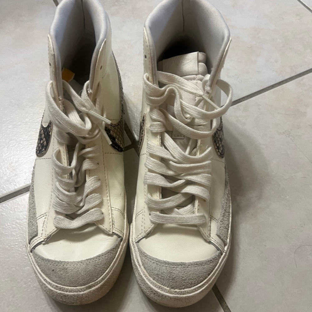 Used Nike Blazer